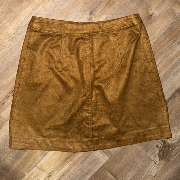 Abercrombie & Fitch Mini Skirt Size Small - Picture 5 of 6